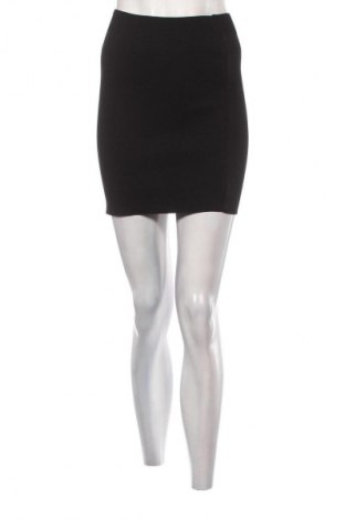 Пола Unbranded, Размер S, Цвят Черен, Цена 2,04 €