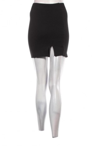 Пола Unbranded, Размер S, Цвят Черен, Цена 2,04 €