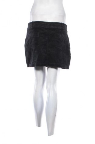 Пола Unbranded, Размер L, Цвят Черен, Цена 4,60 €