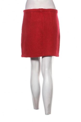 Пола Unbranded, Размер M, Цвят Червен, Цена 4,60 €