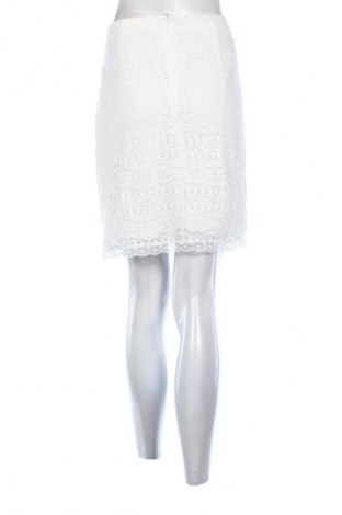 Пола Unbranded, Размер L, Цвят Бял, Цена 4,09 €