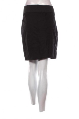 Пола VILA, Размер M, Цвят Черен, Цена 3,06 €