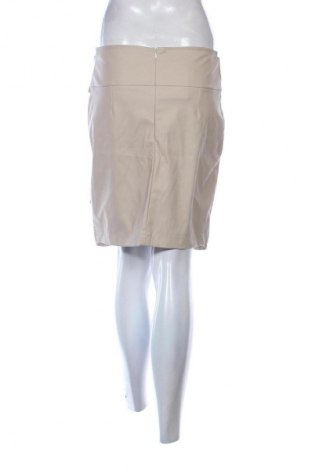 Пола Varlesca, Размер M, Цвят Бежов, Цена 5,57 €