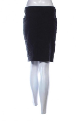 Пола Yessica, Размер M, Цвят Черен, Цена 2,55 €