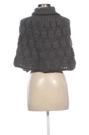 Poncsó Unbranded, Méret M, Szín Szürke, Ár 6 159 Ft