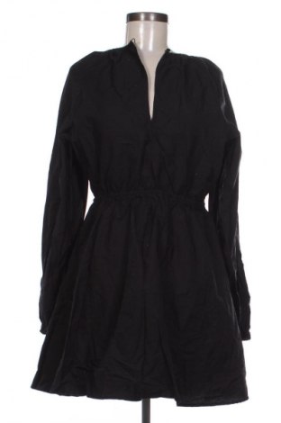 Рокля ASOS, Размер L, Цвят Черен, Цена 13,80 €