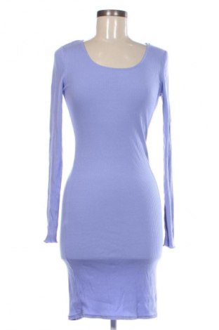 Kleid Aada Studios, Größe S, Farbe Lila, Preis 13,99 €