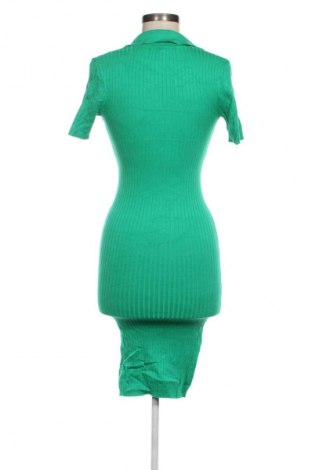 Šaty  Amisu, Veľkosť XS, Farba Zelená, Cena  9,95 €