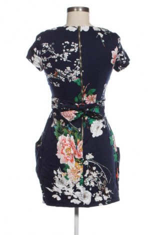 Šaty  Apricot, Velikost XS, Barva Vícebarevné, Cena  187,00 Kč