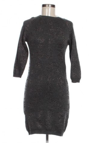 Рокля Bershka, Размер M, Цвят Сив, Цена 10,22 €