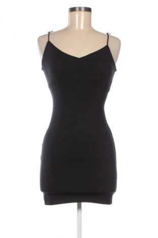 Šaty  Bershka, Velikost S, Barva Černá, Cena  319,00 Kč