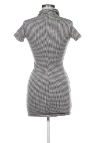 Šaty  Bershka, Velikost S, Barva Vícebarevné, Cena  189,00 Kč