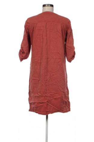 Sukienka Betty & Co, Rozmiar S, Kolor Czerwony, Cena 12,99 zł