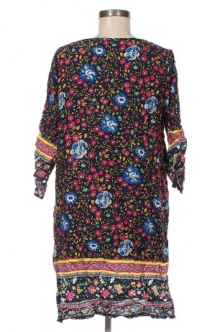 Рокля Beyove, Размер M, Цвят Многоцветен, Цена 4,60 €