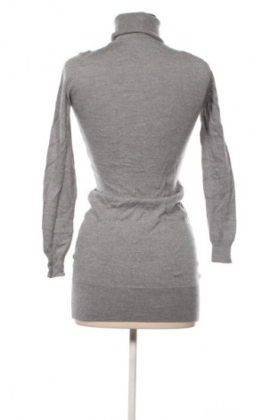 Kleid Calvin Klein, Größe S, Farbe Grau, Preis 22,99 €