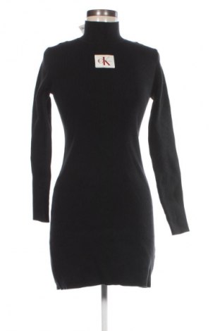 Kleid Calvin Klein Jeans, Größe M, Farbe Schwarz, Preis 134,99 €