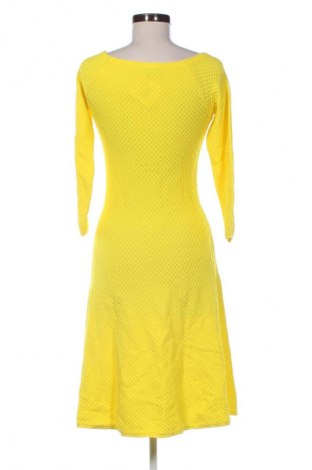 Šaty  Claudia Strater, Velikost M, Barva Žlutá, Cena  468,00 Kč