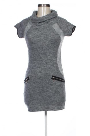 Рокля Colloseum, Размер S, Цвят Сив, Цена 7,15 €