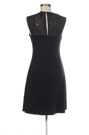 Šaty  Desigual, Velikost M, Barva Černá, Cena  1 279,00 Kč