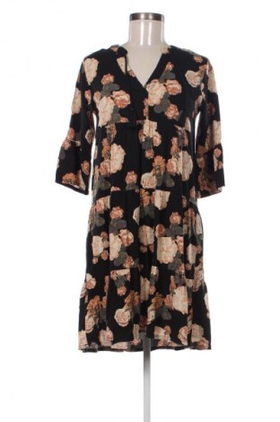 Šaty  Eight2Nine, Velikost M, Barva Vícebarevné, Cena  109,00 Kč