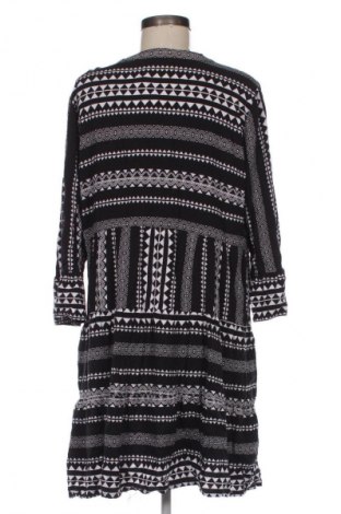 Kleid Esmara, Größe M, Farbe Mehrfarbig, Preis 5,99 €