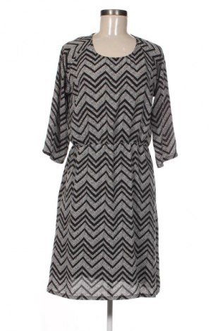 Рокля Esmara, Размер M, Цвят Многоцветен, Цена 2,04 €