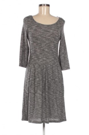 Рокля Esprit, Размер M, Цвят Сив, Цена 7,66 €