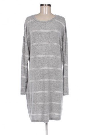 Рокля F&F, Размер XXL, Цвят Многоцветен, Цена 7,66 €