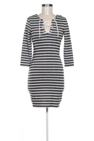 Šaty  Fb Sister, Velikost S, Barva Vícebarevné, Cena  149,00 Kč