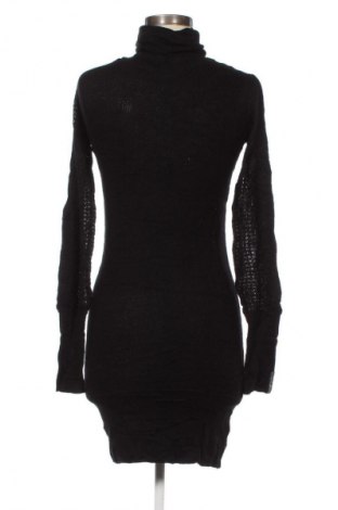 Рокля Firetrap, Размер M, Цвят Черен, Цена 2,55 €