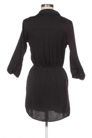 Sukienka Forever 21, Rozmiar S, Kolor Czarny, Cena 17,99 zł