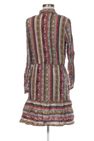 Šaty  Geisha, Veľkosť M, Farba Viacfarebná, Cena  5,95 €