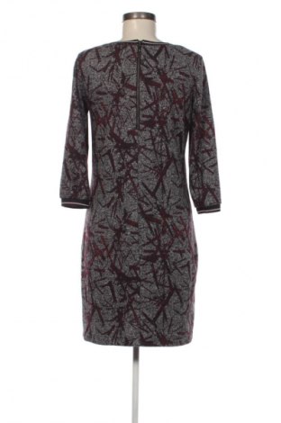 Šaty  Geisha, Velikost S, Barva Vícebarevné, Cena  139,00 Kč