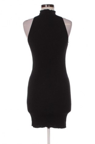 Рокля Gina Tricot, Размер S, Цвят Черен, Цена 5,11 €