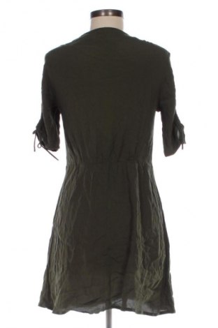 Рокля H&M, Размер S, Цвят Зелен, Цена 14,82 €