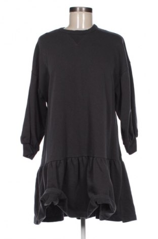 Рокля H&M, Размер S, Цвят Сив, Цена 3,57 €