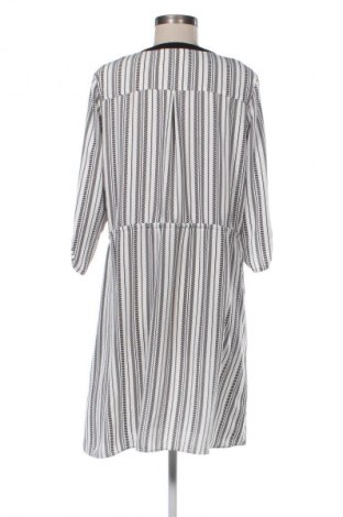 Рокля H&M, Размер XL, Цвят Многоцветен, Цена 5,11 €