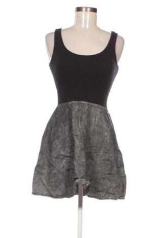 Sukienka H&M Divided, Rozmiar S, Kolor Kolorowy, Cena 68,99 zł