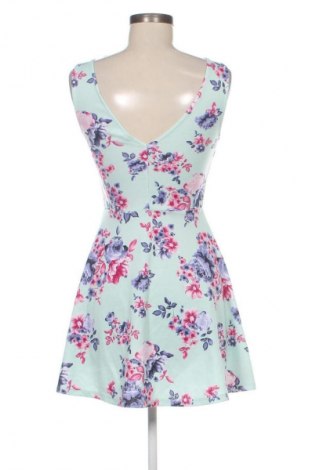 Šaty  H&M Divided, Velikost M, Barva Vícebarevné, Cena  419,00 Kč