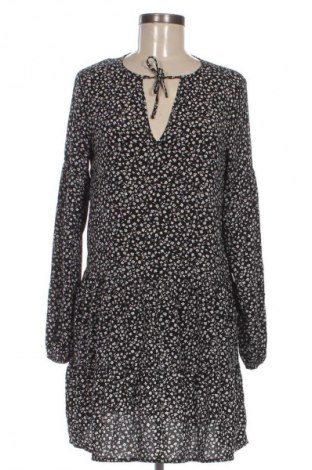 Рокля H&M Divided, Размер S, Цвят Многоцветен, Цена 4,60 €