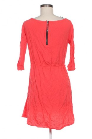 Šaty  House, Velikost L, Barva Červená, Cena  565,00 Kč