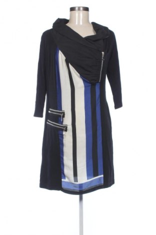 Рокля In Front, Размер M, Цвят Многоцветен, Цена 4,60 €