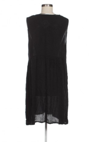 Sukienka Janina, Rozmiar XXL, Kolor Czarny, Cena 69,99 zł