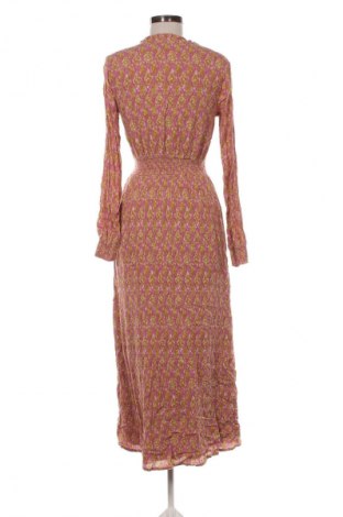 Φόρεμα Jonas Nielsen, Μέγεθος S, Χρώμα Πολύχρωμο, Τιμή 4,99 €