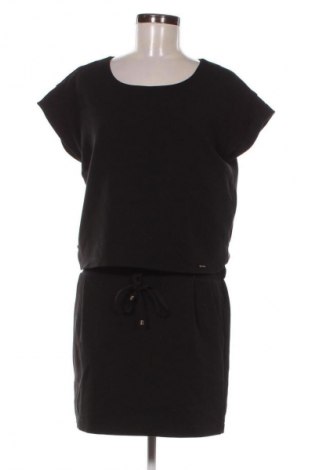 Šaty  Kocca, Velikost S, Barva Černá, Cena  749,00 Kč