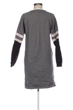 Šaty  Lacoste, Velikost L, Barva Vícebarevné, Cena  369,00 Kč