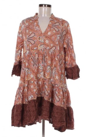 Sukienka Last Queen, Rozmiar M, Kolor Kolorowy, Cena 34,99 zł