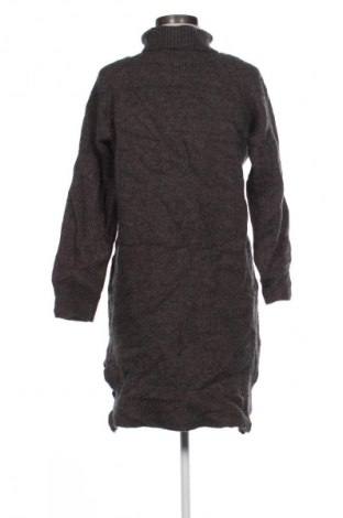 Рокля Levete Room, Размер L, Цвят Кафяв, Цена 7,66 €