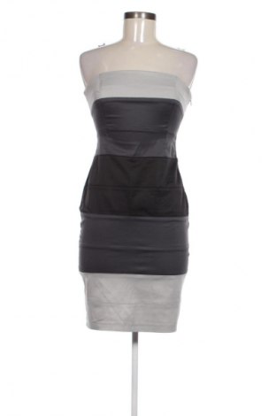 Šaty  Matmazel, Velikost M, Barva Vícebarevné, Cena  99,00 Kč