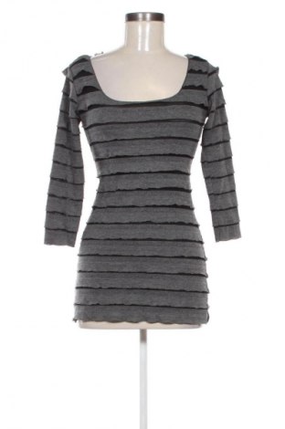 Dámská halenka Max Studio, Velikost S, Barva Šedá, Cena  99,00 Kč